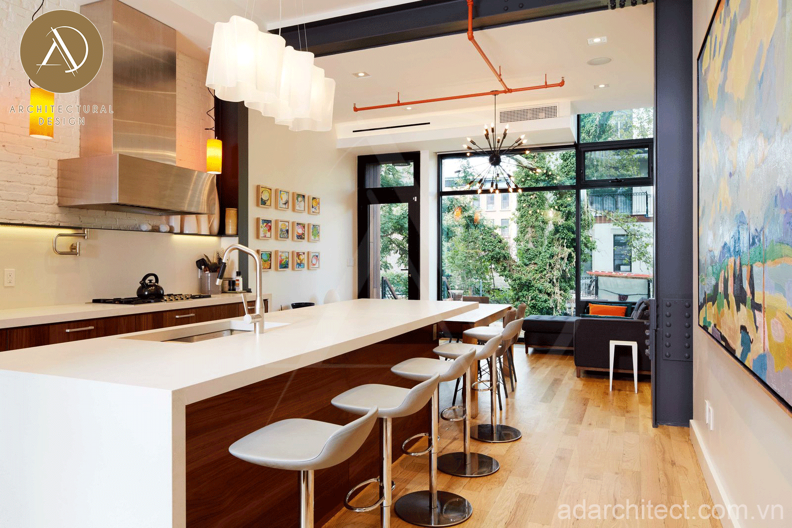 không gian bếp đẹp sang trọng và thoáng mát cho nhà 2 tầng hiện đại