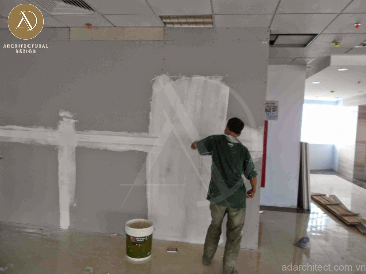 Thi công sơn tường đạt chuẩn kỹ thuật giúp tường chống bám bẩn chống thấm tốt