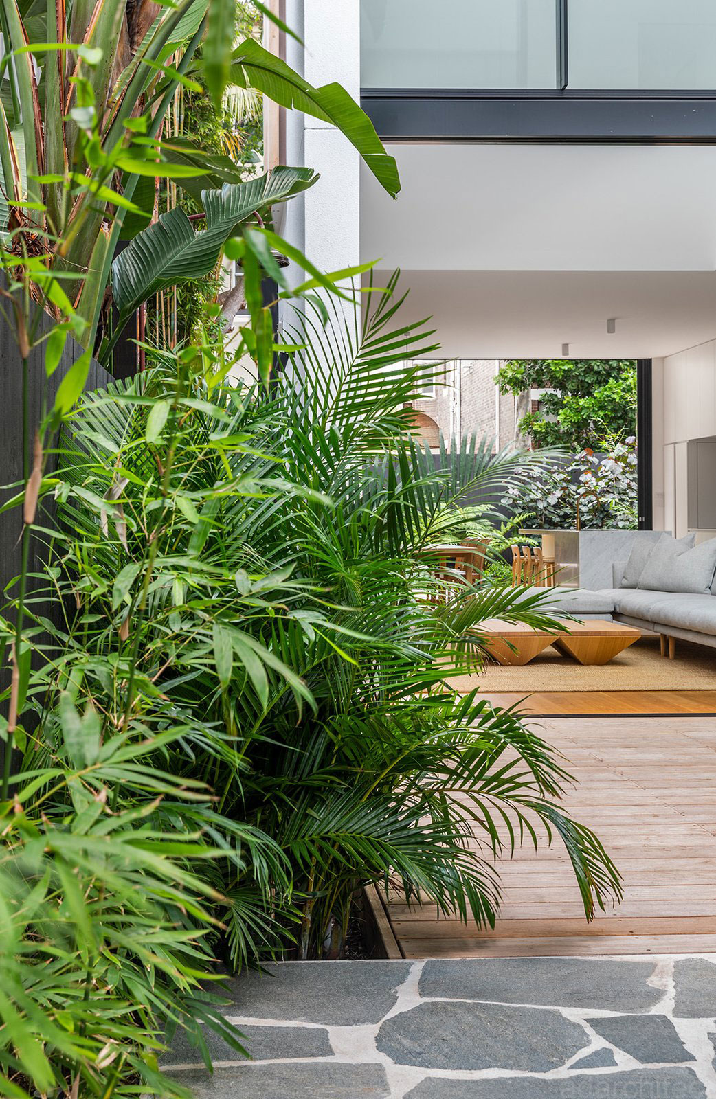 biệt thự nhà vườn 2 tầng: không gian xanh mát giúp thông thoáng và tăng sinh khí nhà ở