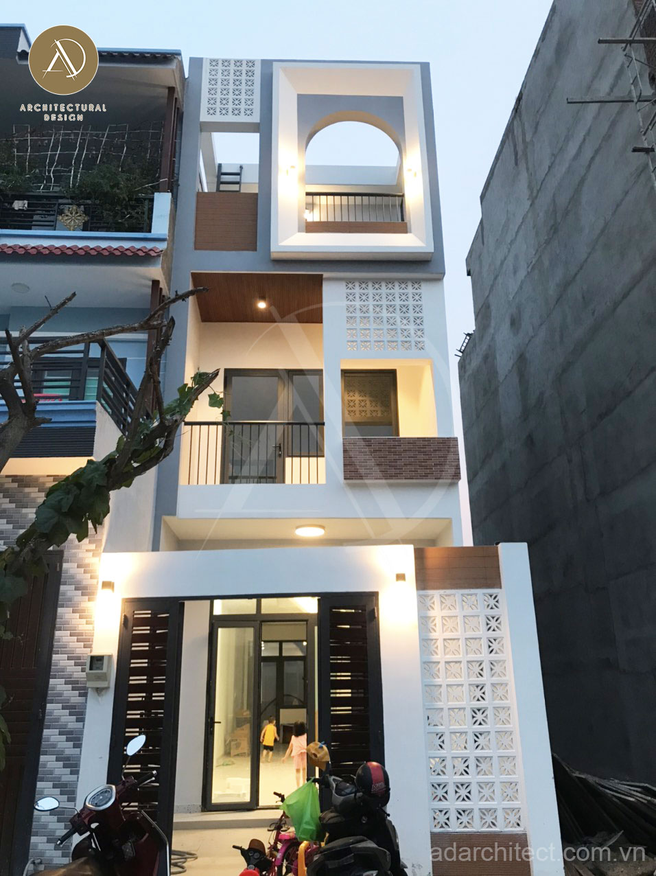 Thiết kế nhà 3 tầng 4x13m đẹp và hiện đại của Anh Chung - Hà Nội
