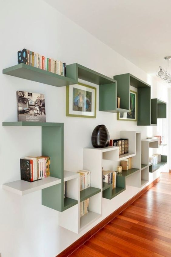 đồ decor phòng khách : Kệ treo tường là sự lựa chọn hoàn hảo để có thêm không gian lưu trữ