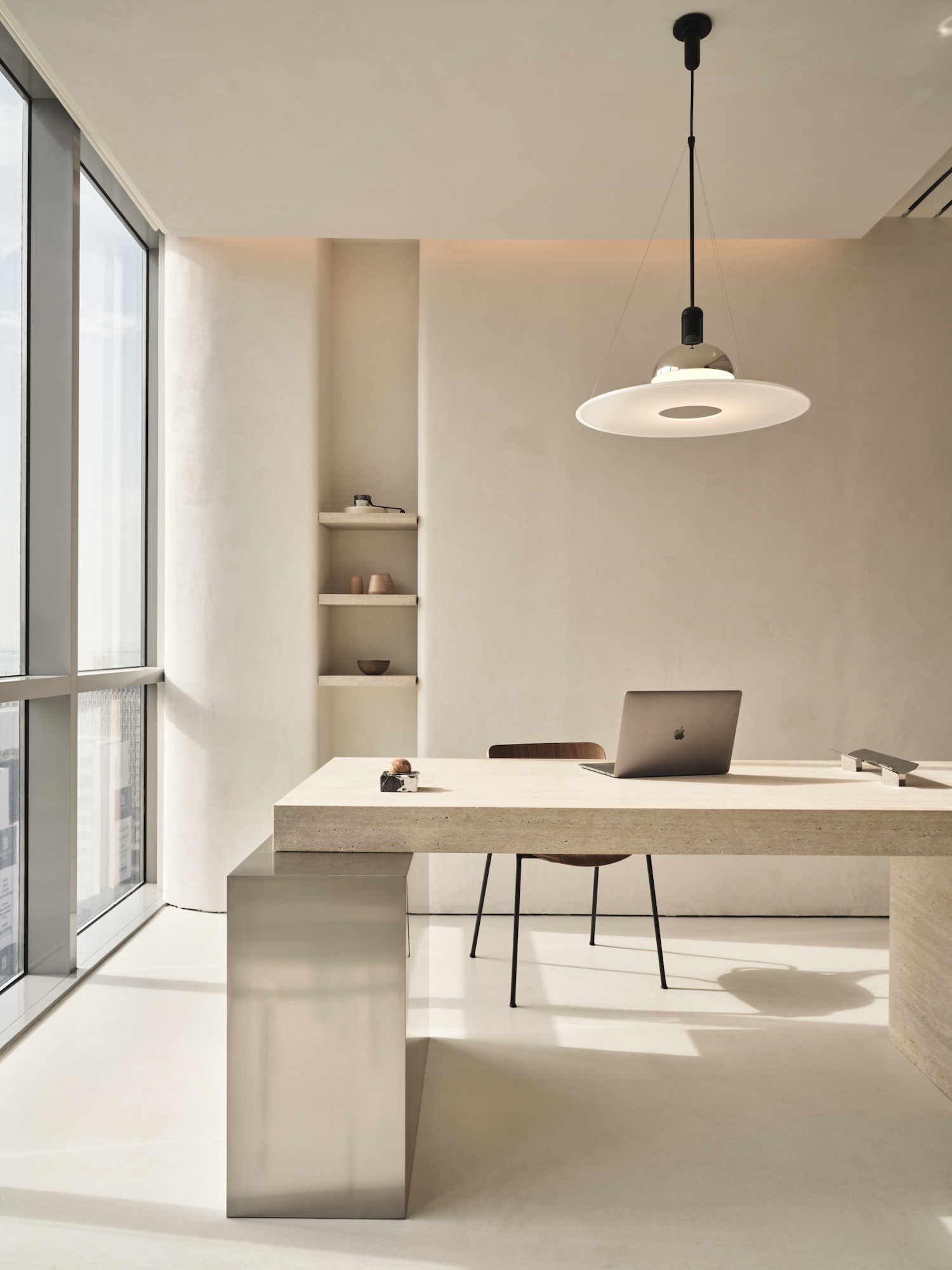 phong cách tối giản: không gian đủ sáng cho phòng làm việc