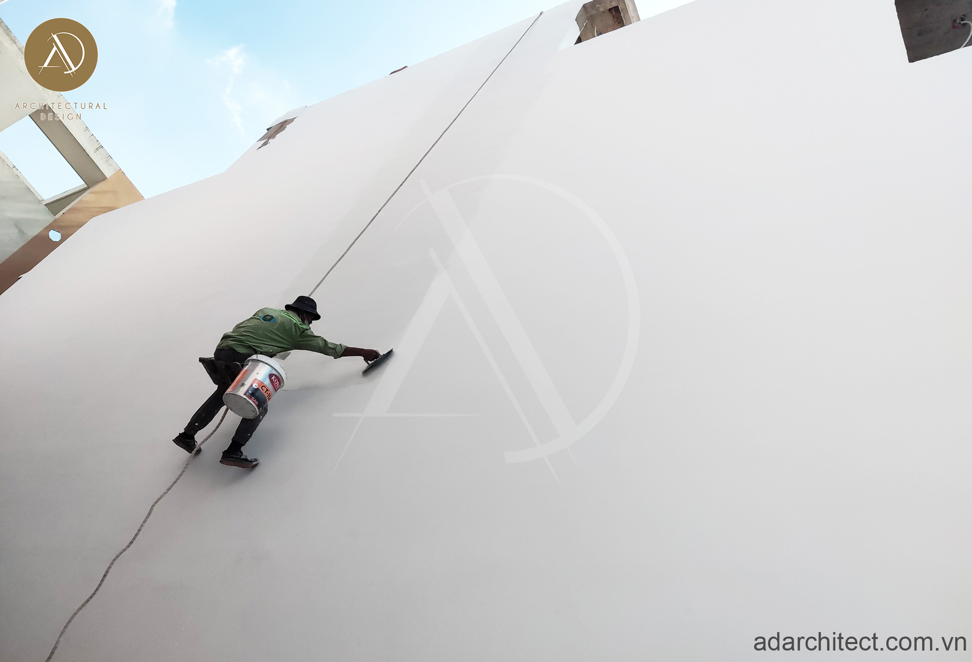 mẫu nhà ở kết hợp kinh doanh: công ty xây dựng ADA lựa chọn vật liệu sơn tường cao cấp